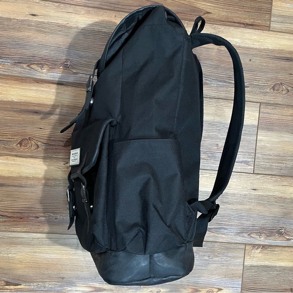 Benrus Scout Backpack Black Travel Pockets Rucksack Hike Commute Laptop Pocket - Picture 4 of 12